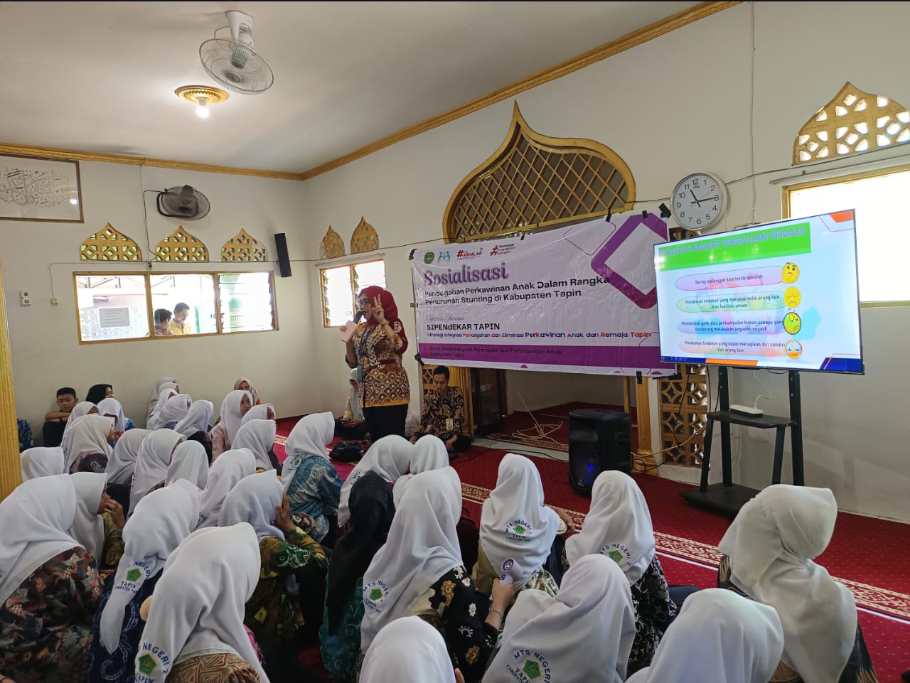 Sosialisasi pencegahan perkawinan anak di MTsN 2 Tapin